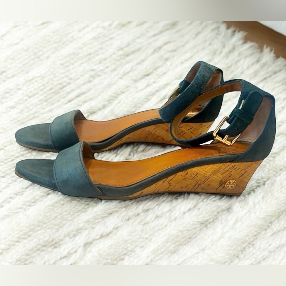Tory Burch Buckle Wedge Shoes, size 5, Blue Suede, ankle strap